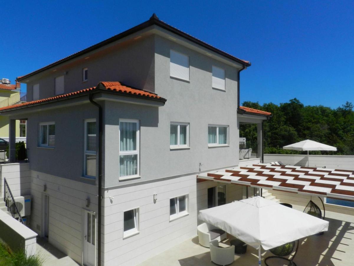 Yourcroatiaholiday - Villa With 6 Rooms Drenje  Extérieur photo