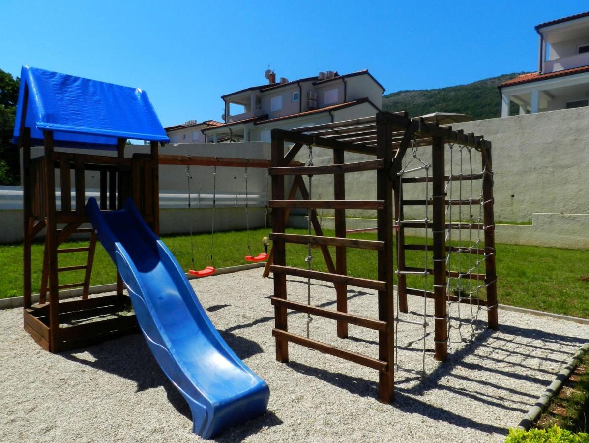 Yourcroatiaholiday - Villa With 6 Rooms Drenje  Extérieur photo