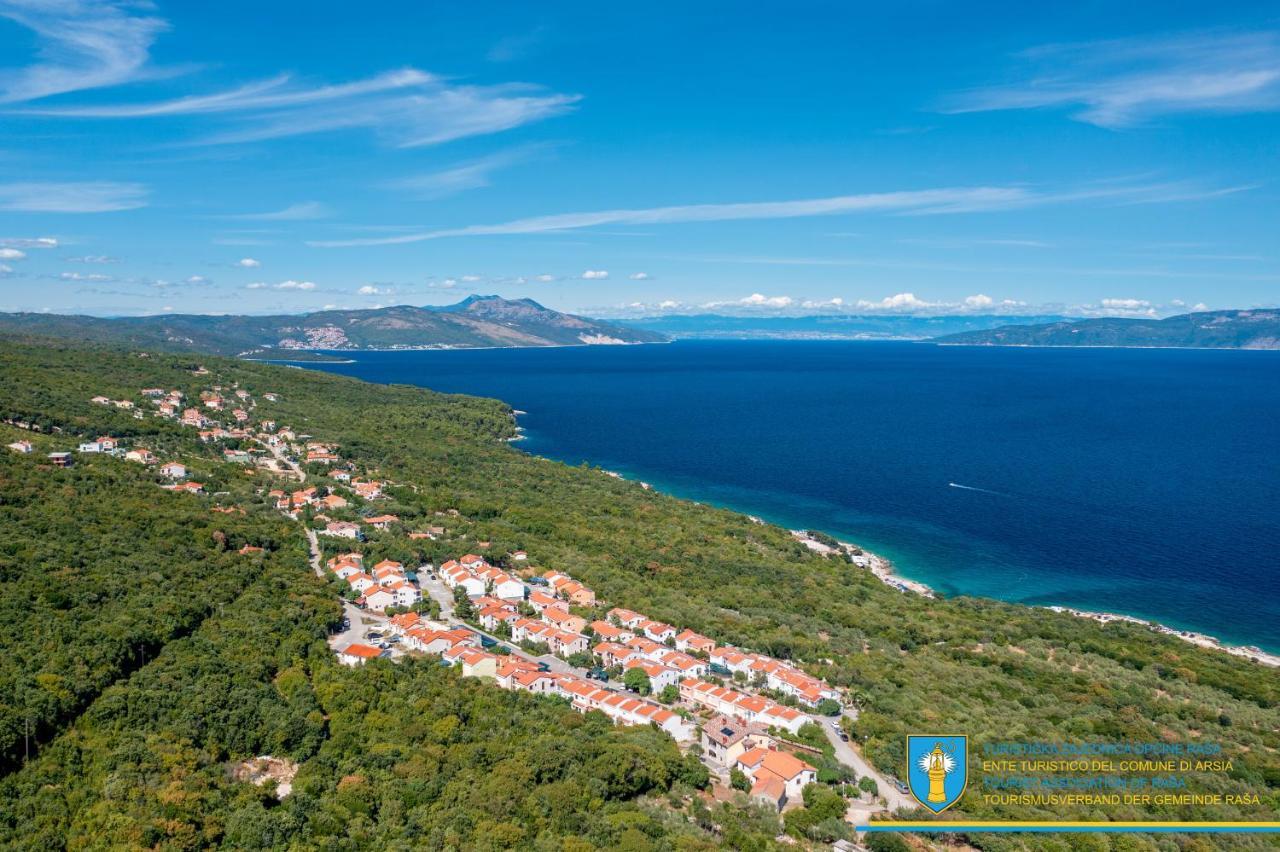 Yourcroatiaholiday - Villa With 6 Rooms Drenje  Extérieur photo