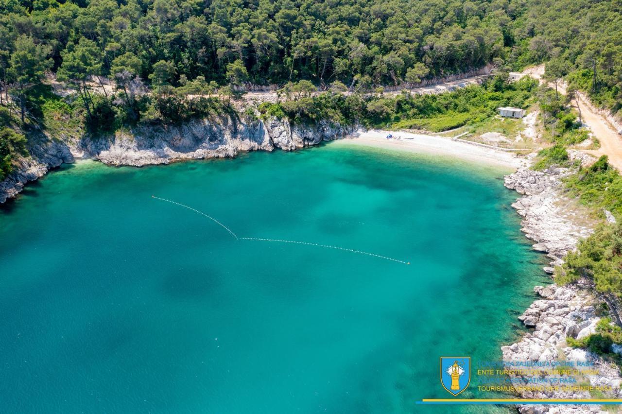 Yourcroatiaholiday - Villa With 6 Rooms Drenje  Extérieur photo