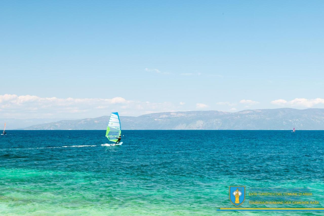 Yourcroatiaholiday - Villa With 6 Rooms Drenje  Extérieur photo